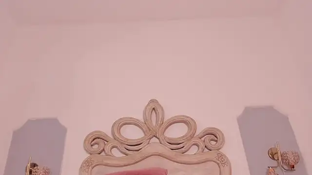 Sara  Williams online show from 10, 10, 2025