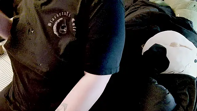 doomednympho online show from 30, 3, 2026