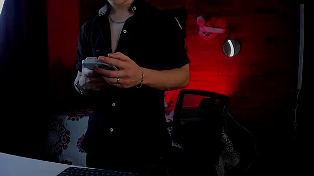 Ares Dickson online show from 13, 12, 2024