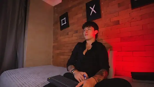Ares Dickson online show from 18, 3, 2025