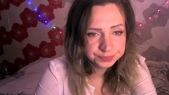 Snapshot of Queen_Daenerys chatting on 30, 10, 2025 Queen Daenerys online show from 30, 10, 2025