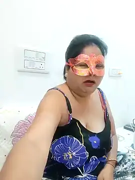 Snapshot of BBW_HOT_COUPLE chatting on 1, 1, 2025 BBW HOT COUPLE online show from 1, 1, 2025