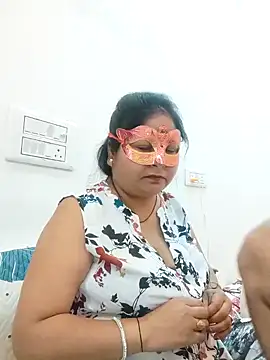 Snapshot of BBW_HOT_COUPLE chatting on 28, 1, 2025 BBW HOT COUPLE online show from 28, 1, 2025