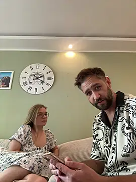 Curvyloveandhim online show from 27, 7, 2026