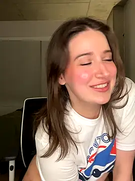 nerdynina online show from 2, 11, 2025