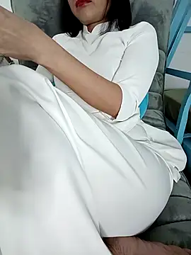    Erin    online show from 10, 9, 2025