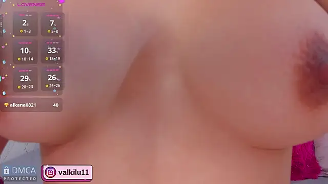 Snapshot of valkilu11 chatting on 22, 11, 2025 valkilu11 online show from 22, 11, 2025