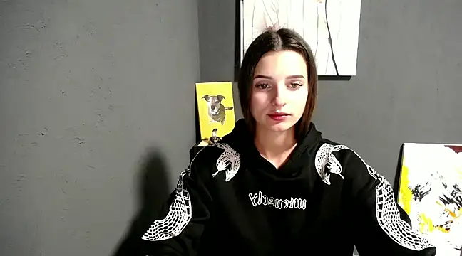 lady olivia  online show from 6, 2, 2025