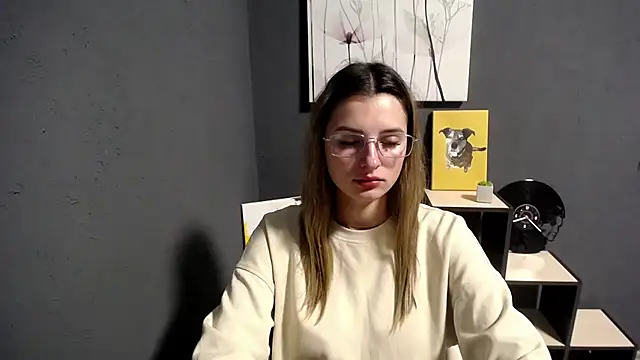 lady olivia  online show from 1, 10, 2025