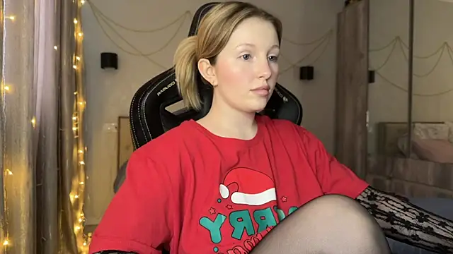 Snapshot of x_ivy_x chatting on 27, 12, 2024 x ivy x online show from 27, 12, 2024