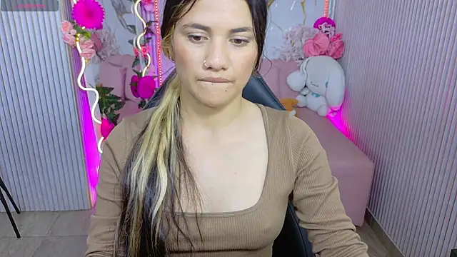Chiara tay online show from 2, 6, 2026