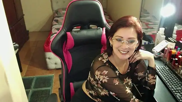 Snapshot of Carol_Scottt chatting on 17, 12, 2024 Carol Scottt online show from 17, 12, 2024