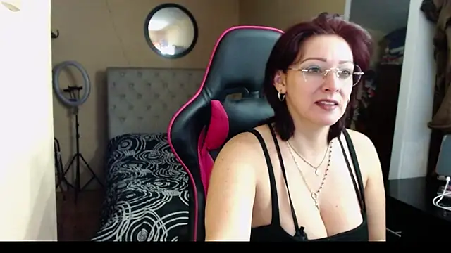 Snapshot of Carol_Scottt chatting on 10, 3, 2025 Carol Scottt online show from 10, 3, 2025
