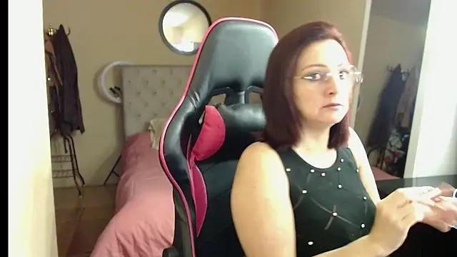 Snapshot of Carol_Scottt chatting on 17, 9, 2025 Carol Scottt online show from 17, 9, 2025