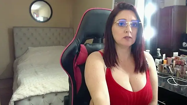 Carol Scottt online show from 16, 6, 2026
