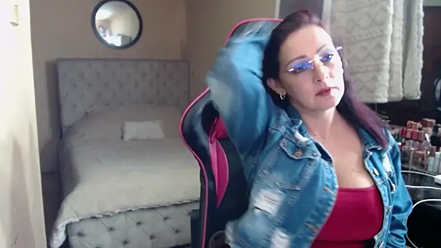 Carol Scottt online show from 29, 7, 2026