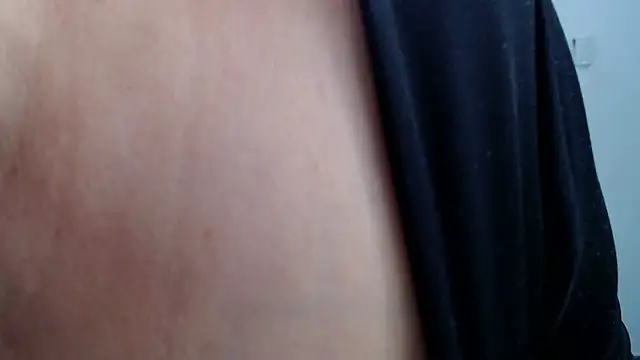 LiaDumond online show from 14, 11, 2025