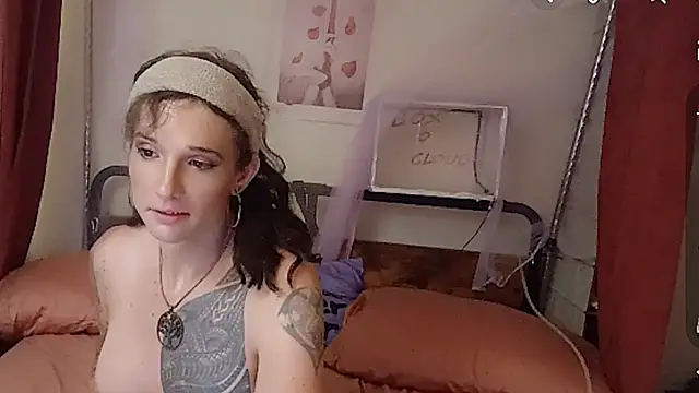 Snapshot of cassiemichellexx chatting on 14, 7, 2026 cassiemichellexx online show from 14, 7, 2026