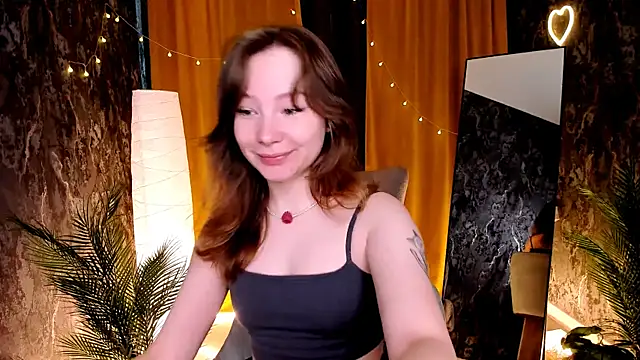 LanaBlu  online show from 5, 8, 2026