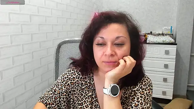 Snapshot of TeasyLana chatting on 10, 4, 2026 TeasyLana online show from 10, 4, 2026