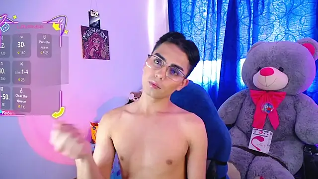 Snapshot of OwenBluee chatting on 14, 7, 2026 OwenBluee online show from 14, 7, 2026