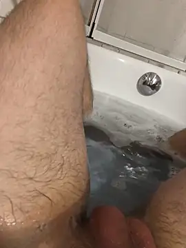 Snapshot of wixxer872302 chatting on 6, 1, 2026 wixxer872302 online show from 6, 1, 2026