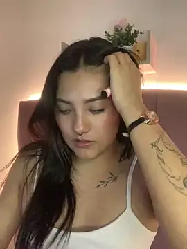 angellique 22 online show from 1, 3, 2025