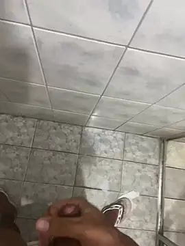 Snapshot of gomespauz chatting on 23, 1, 2025 gomespauz online show from 23, 1, 2025