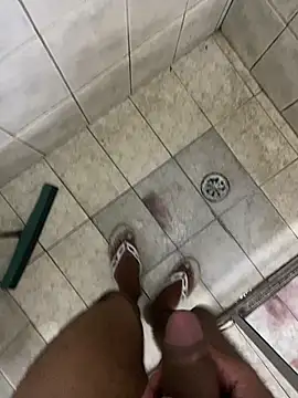 Snapshot of gomespauz chatting on 25, 1, 2025 gomespauz online show from 25, 1, 2025