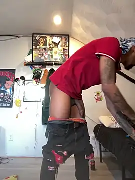 Snapshot of rayyymack chatting on 17, 12, 2024 rayyymack online show from 17, 12, 2024