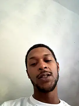 Snapshot of rayyymack chatting on 18, 10, 2025 rayyymack online show from 18, 10, 2025