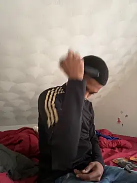 Snapshot of rayyymack chatting on 3, 11, 2025 rayyymack online show from 3, 11, 2025