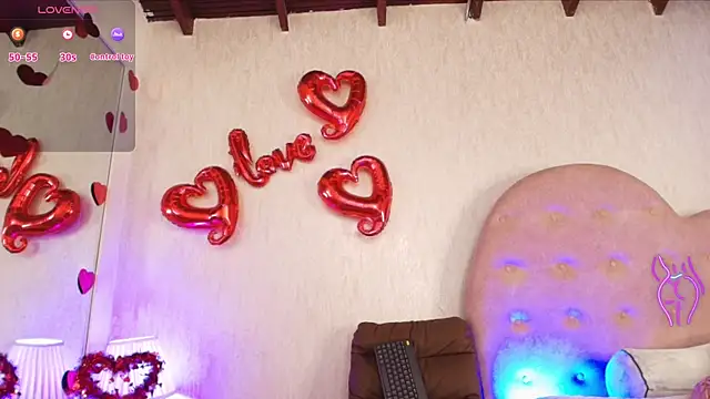 Snapshot of mariablonde_ chatting on 14, 2, 2025 mariablonde  online show from 14, 2, 2025