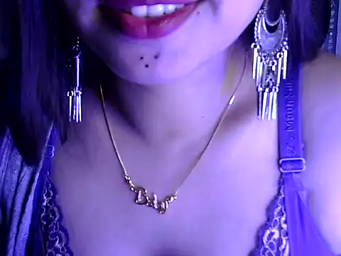 Snapshot of akshara_thakur9 chatting on 5, 3, 2025 akshara thakur9 online show from 5, 3, 2025