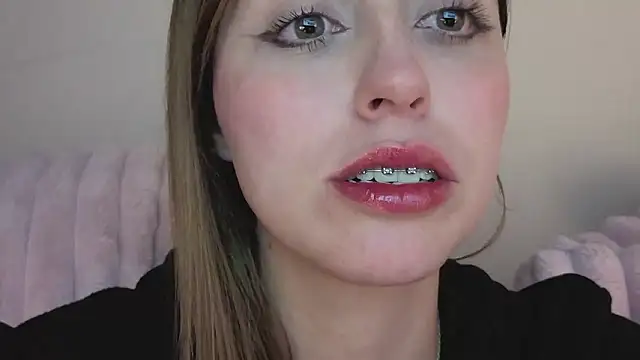 Snapshot of SofiaGc chatting on 14, 1, 2026 SofiaGc online show from 14, 1, 2026