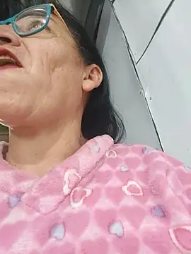 clarita 01 online show from 13, 2, 2026