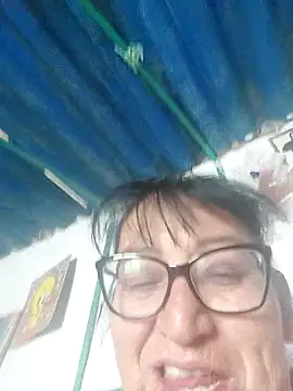 Snapshot of clarita_01 chatting on 29, 6, 2026 clarita 01 online show from 29, 6, 2026