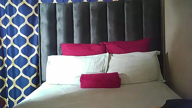 Snapshot of SuvieyX chatting on 13, 5, 2026 SuvieyX online show from 13, 5, 2026