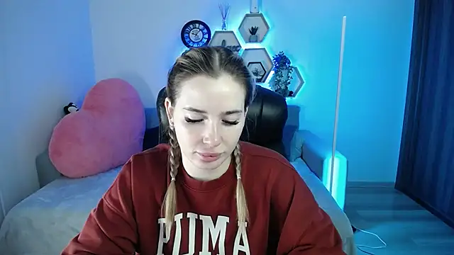 SabrinViolet online show from 14, 1, 2026