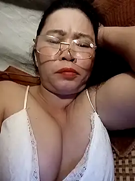 Snapshot of Sexy-asslove90 chatting on 8, 10, 2025 Sexy-asslove90 online show from 8, 10, 2025