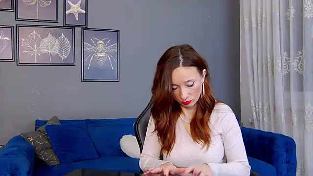 AnneHove online show from 1, 12, 2025