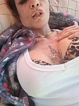 Snapshot of vampvanna23 chatting on 6, 4, 2026 vampvanna23 online show from 6, 4, 2026