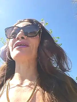 Snapshot of vampvanna23 chatting on 20, 4, 2026 vampvanna23 online show from 20, 4, 2026