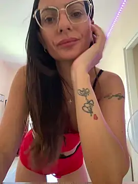 Snapshot of ladymask_2023 chatting on 11, 7, 2026 ladymask 2023 online show from 11, 7, 2026