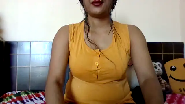 Queenhimanshi online show from 15, 4, 2026