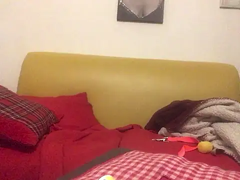 Snapshot of DragonPink chatting on 6, 1, 2025 DragonPink online show from 6, 1, 2025