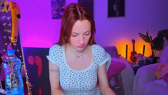 Alyssa Smitt online show from 14, 9, 2025