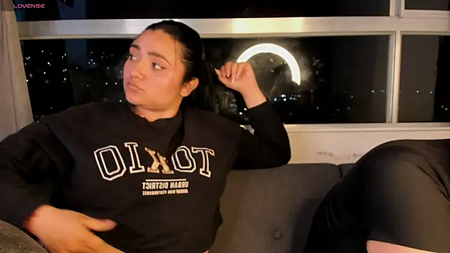 samantha-black online show from 25, 6, 2026