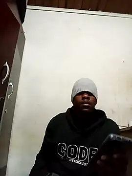 Snapshot of Uncletee112 chatting on 30, 9, 2025 Uncletee112 online show from 30, 9, 2025