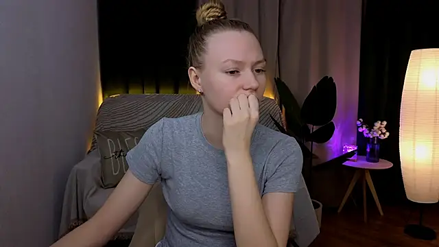 Snapshot of CarolynCohen__ chatting on 14, 1, 2025 CarolynCohen online show from 14, 1, 2025